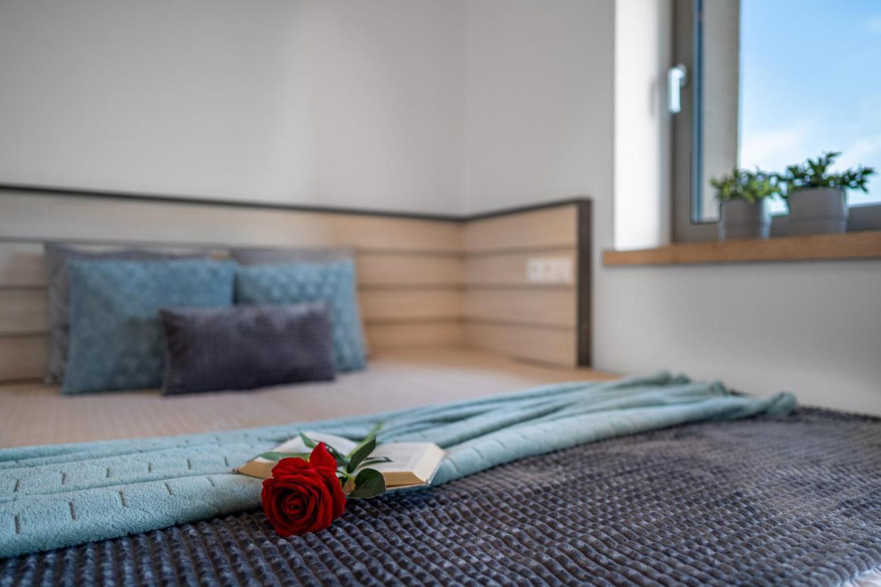 Laskara Garden Apartment By Prague Forest Nové Jirny Dış mekan fotoğraf