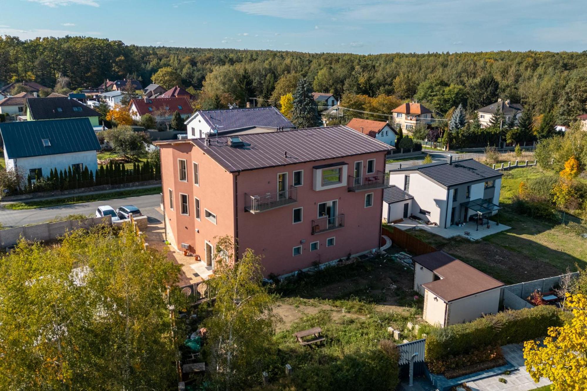 Laskara Garden Apartment By Prague Forest Nové Jirny Dış mekan fotoğraf